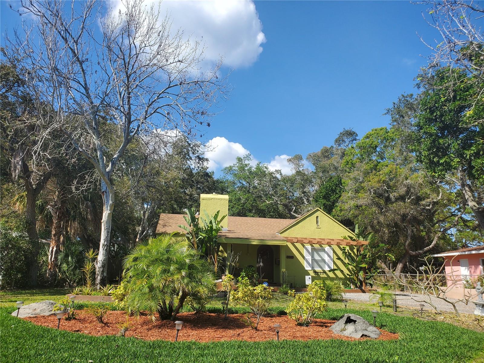 LAKEWOOD ESTATES SEC F - Residential Lease