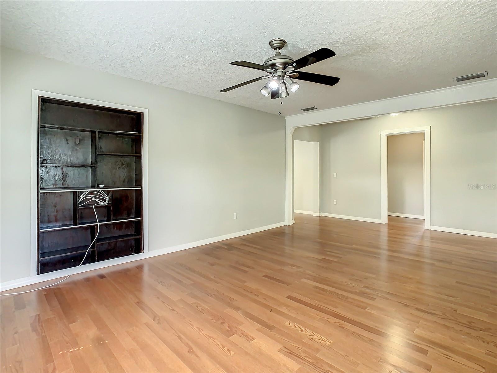 LAKEWOOD ESTATES SEC F - Residential Lease