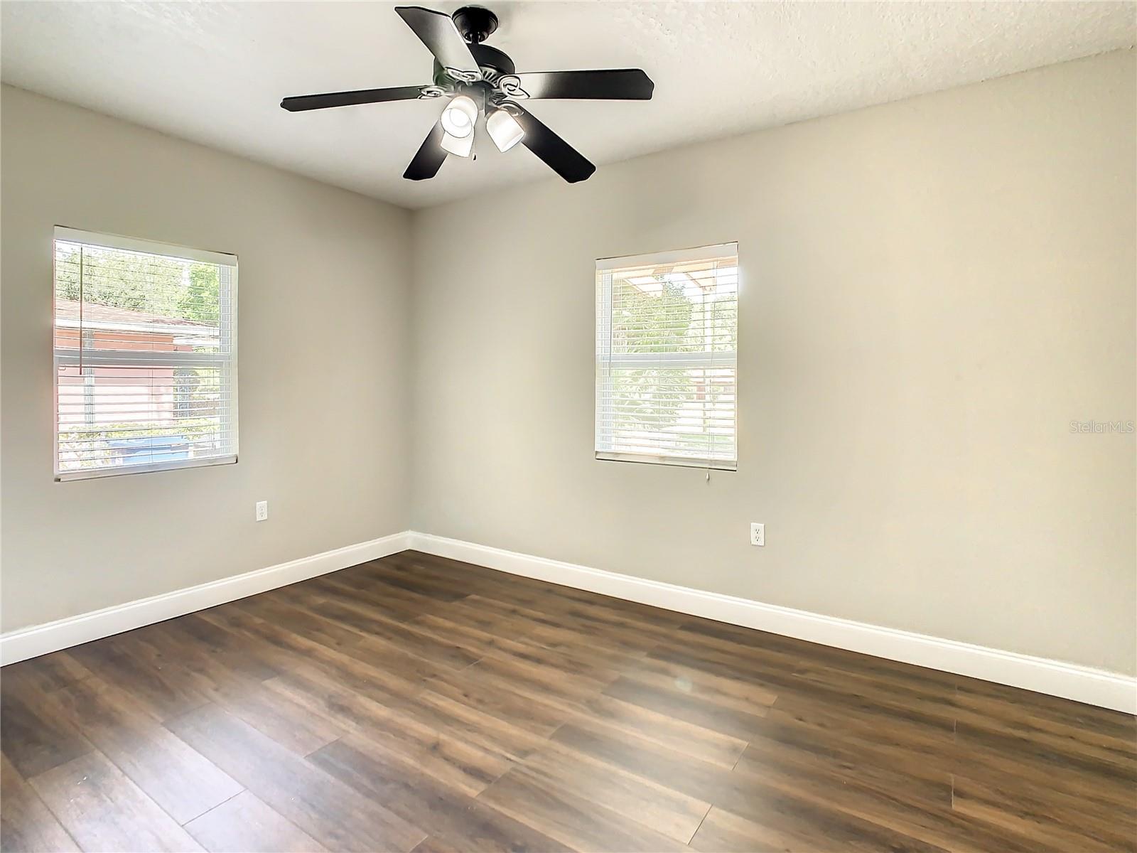 LAKEWOOD ESTATES SEC F - Residential Lease