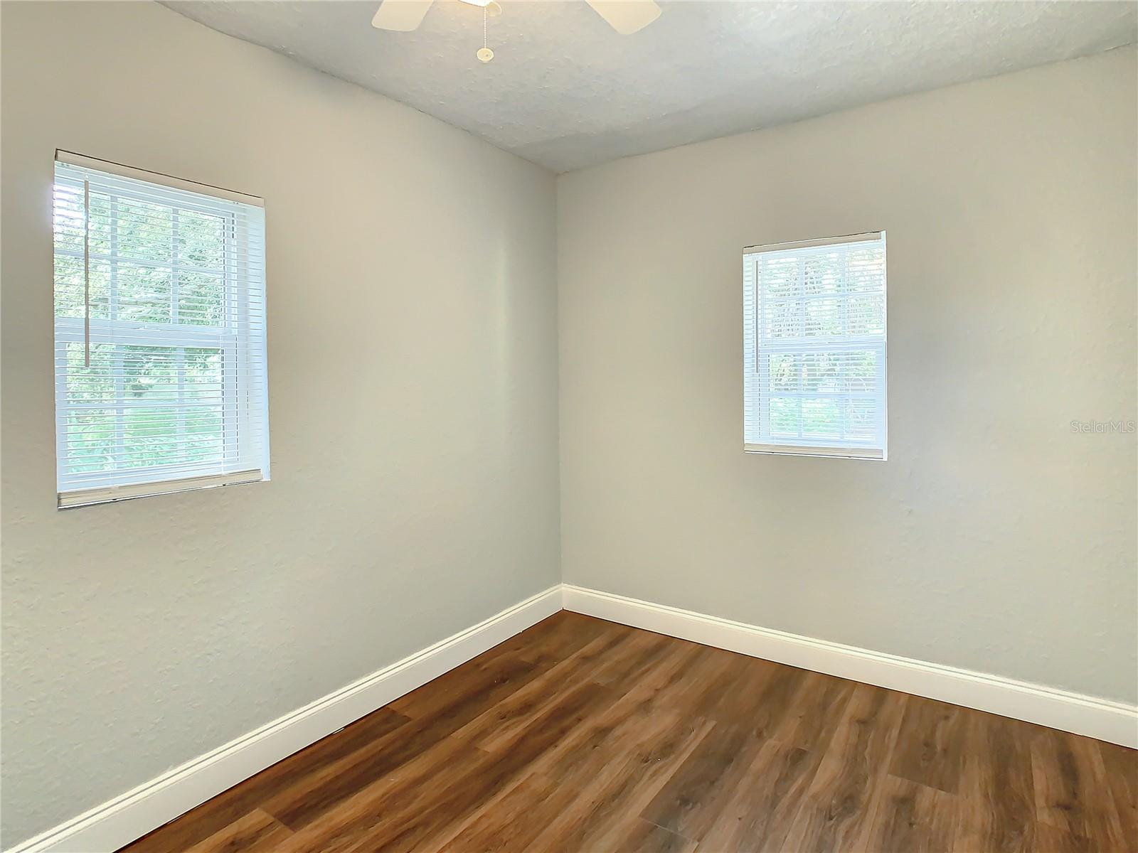 LAKEWOOD ESTATES SEC F - Residential Lease