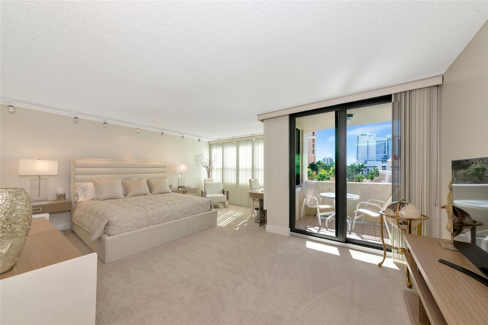 LAWRENCE POINTE I - Residential Lease
