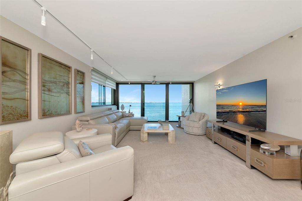 Photo of 101 Sunset Drive #PH3, Sarasota, FL 34236 (MLS # A4644265)