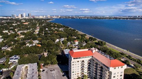 A home in TAMPA