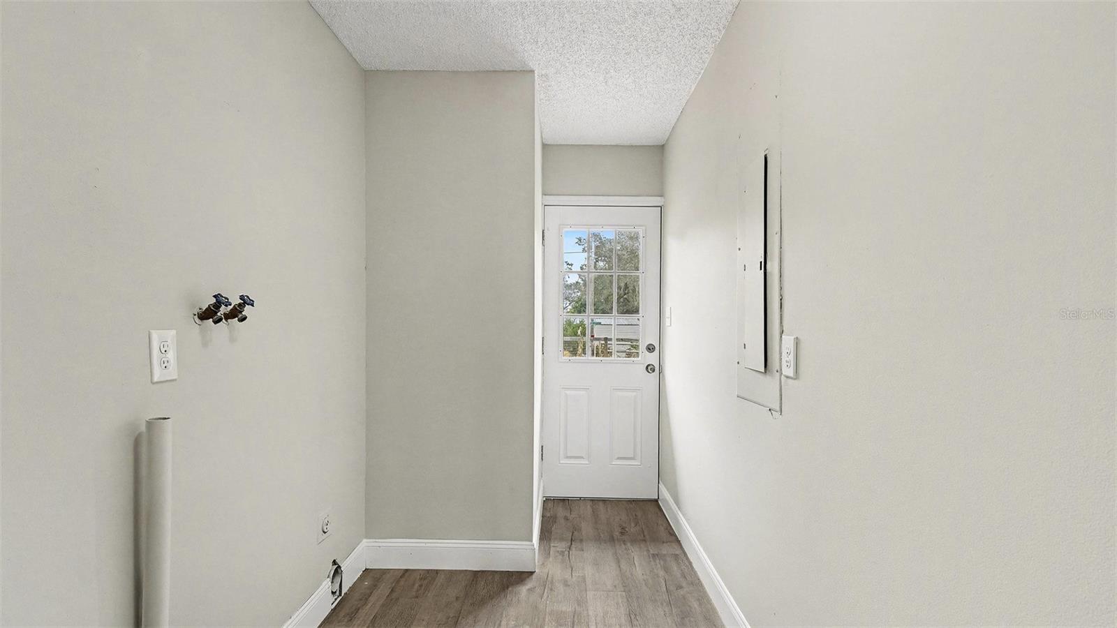 TRI-LAKES MANOR - Residential