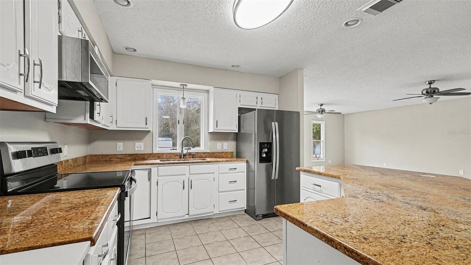 TRI-LAKES MANOR - Residential