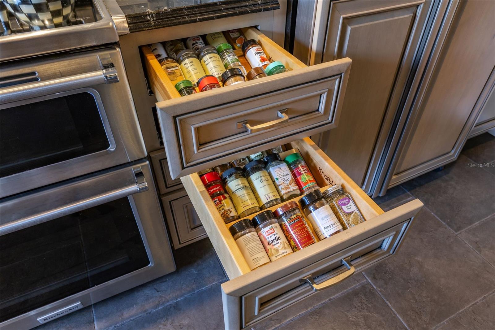 EUSTIS CRIPPIN CROOKED - Residential