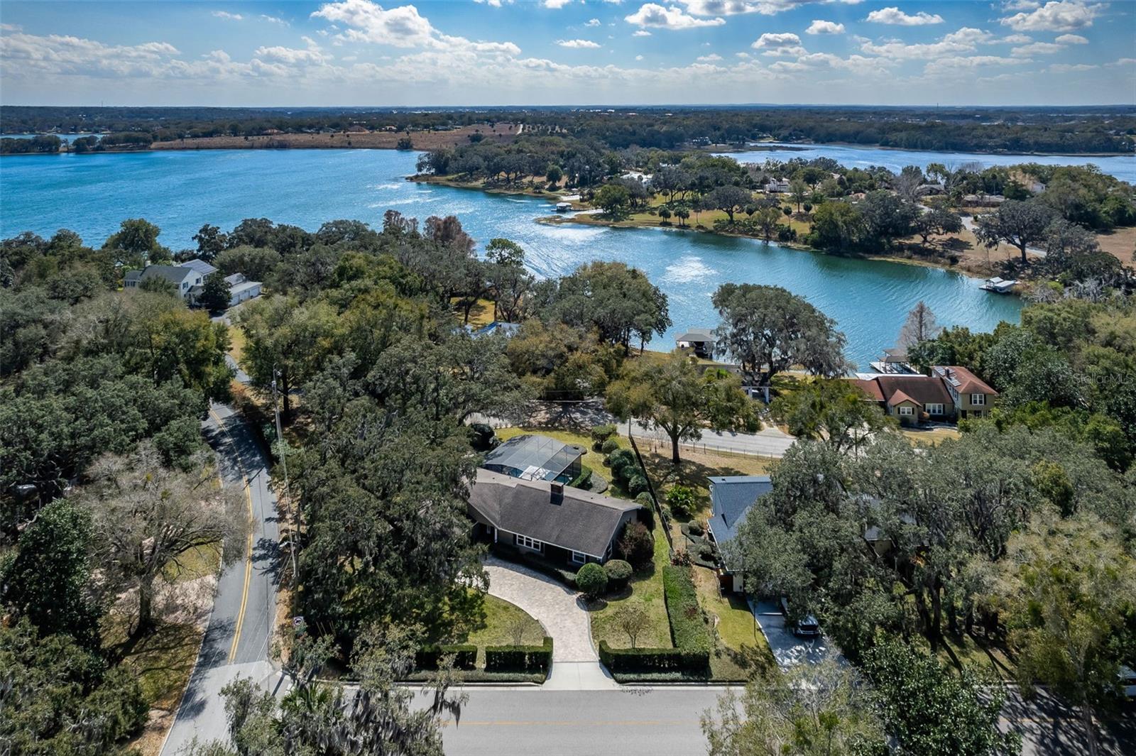 EUSTIS CRIPPIN CROOKED - Residential