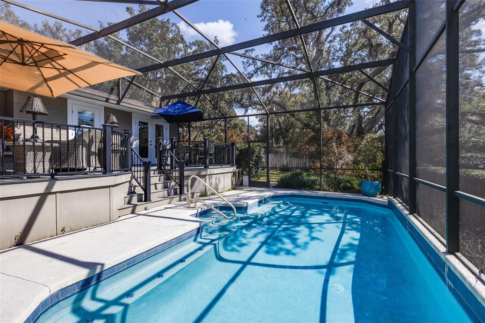 EUSTIS CRIPPIN CROOKED - Residential