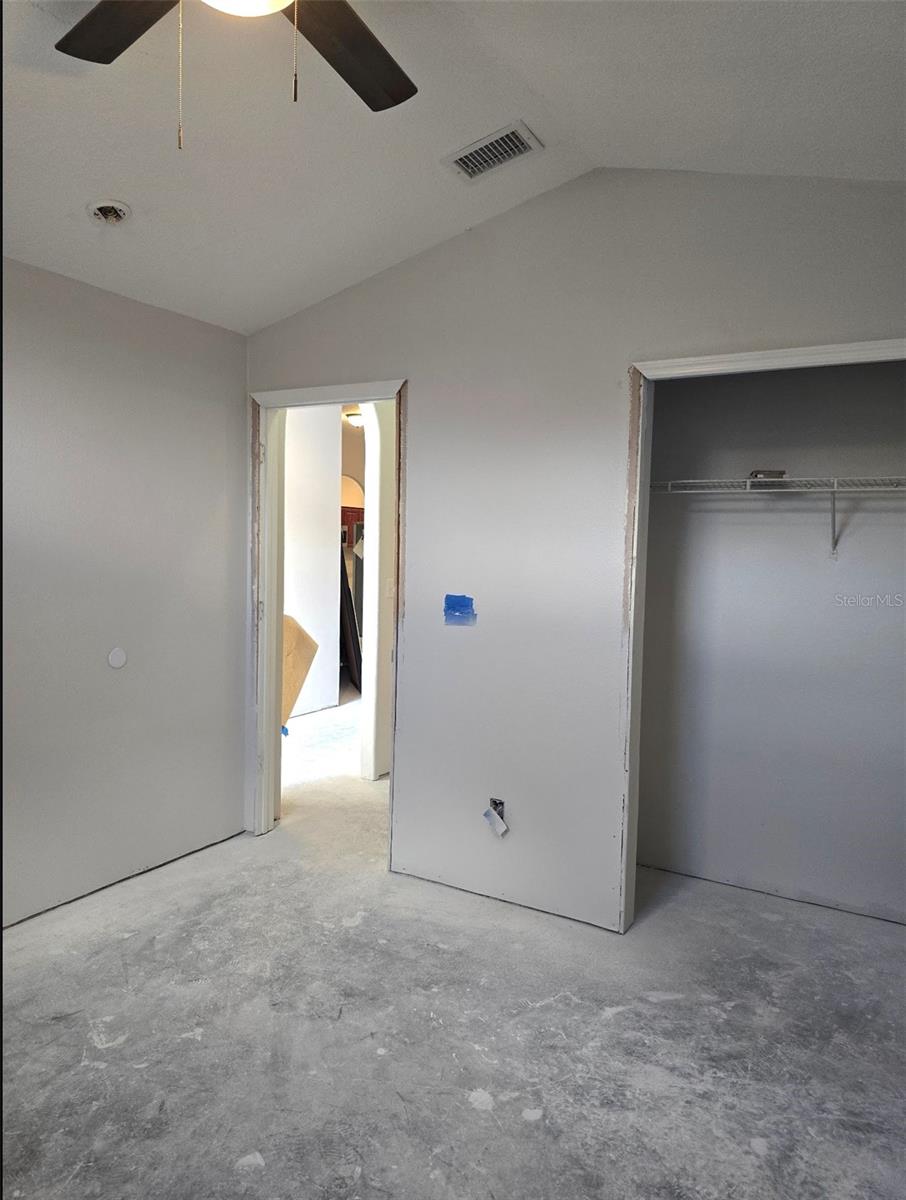 THOUSAND OAKS MULTI-FAM 01-4 - Residential