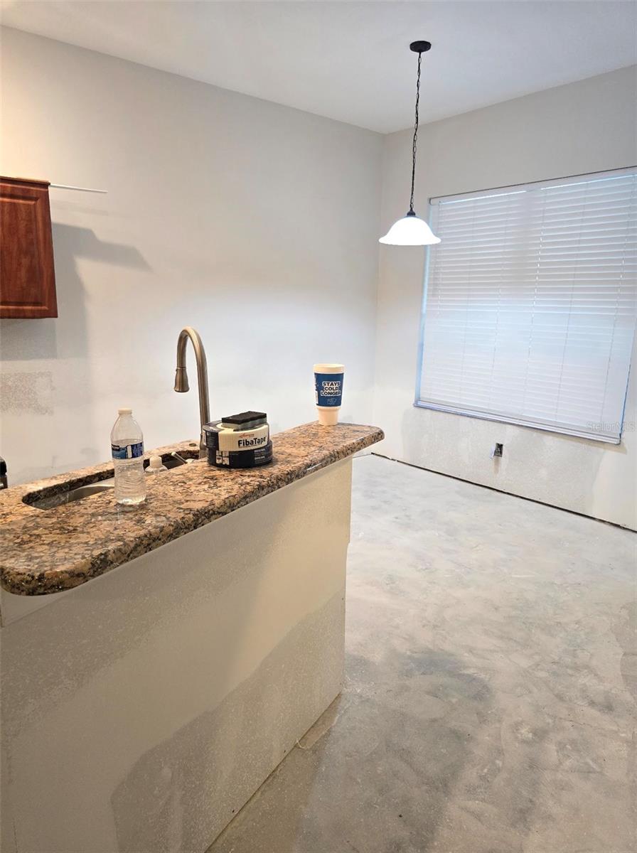 THOUSAND OAKS MULTI-FAM 01-4 - Residential
