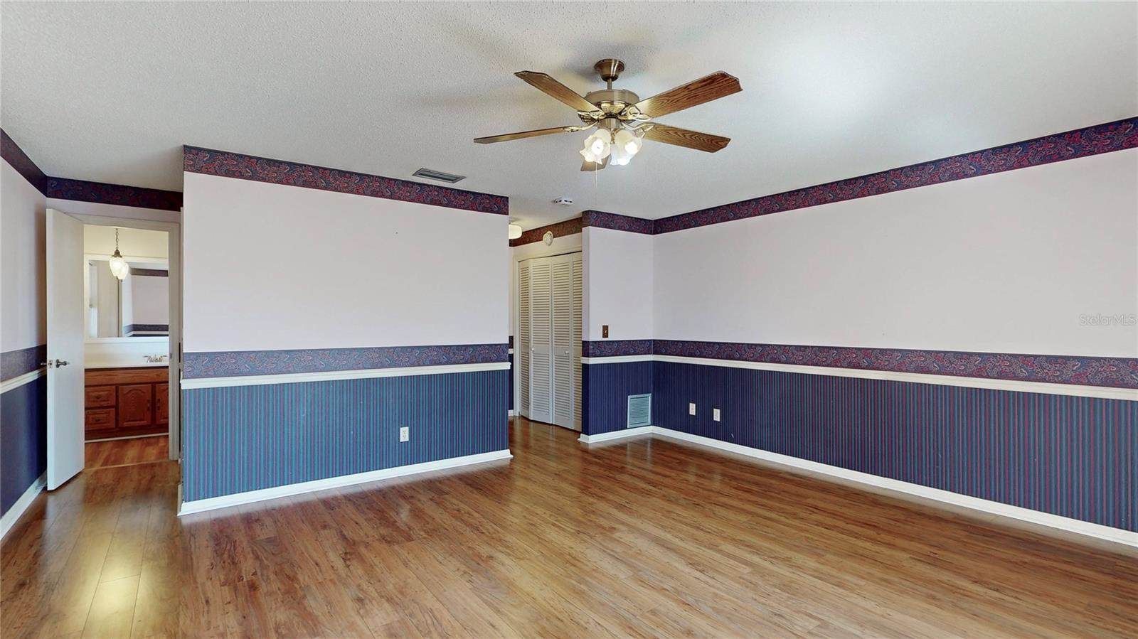 EUSTIS HERMOSA SHORES - Residential