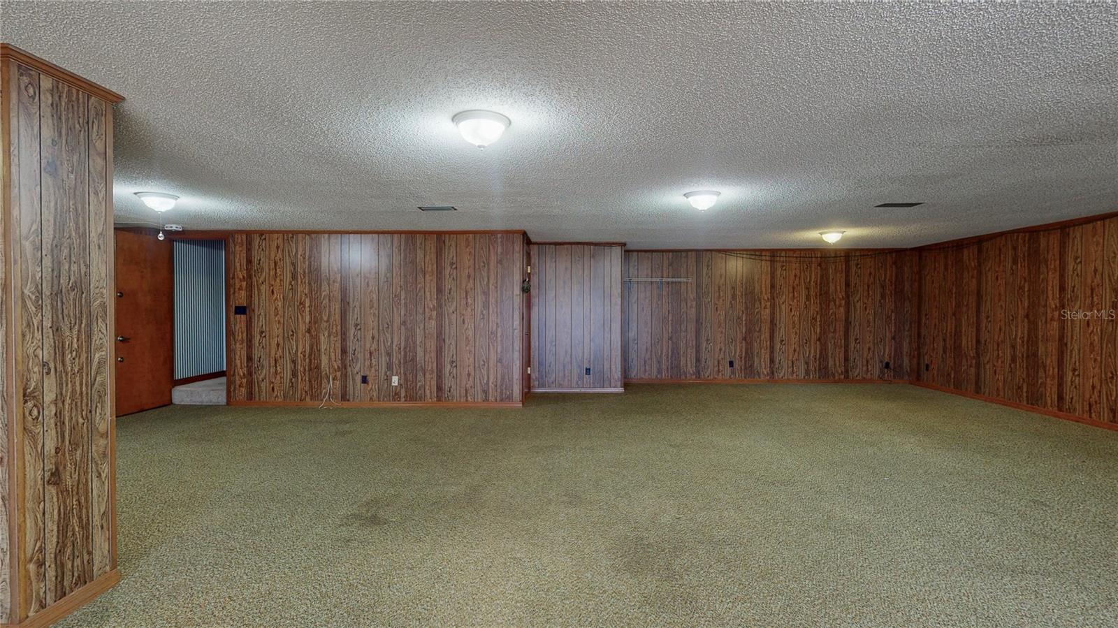 EUSTIS HERMOSA SHORES - Residential