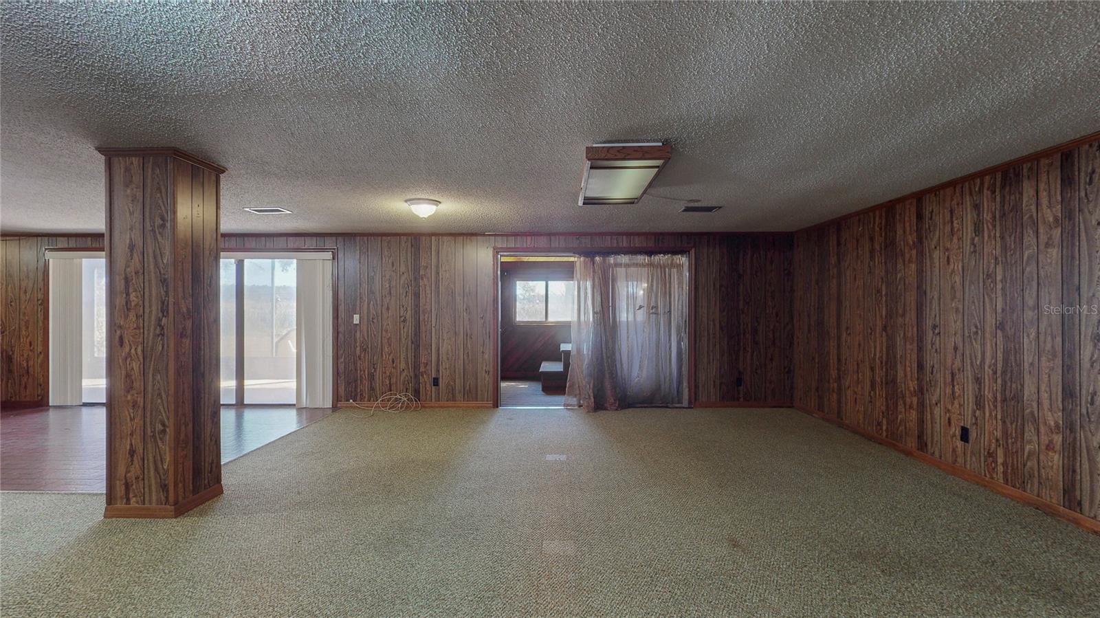 EUSTIS HERMOSA SHORES - Residential