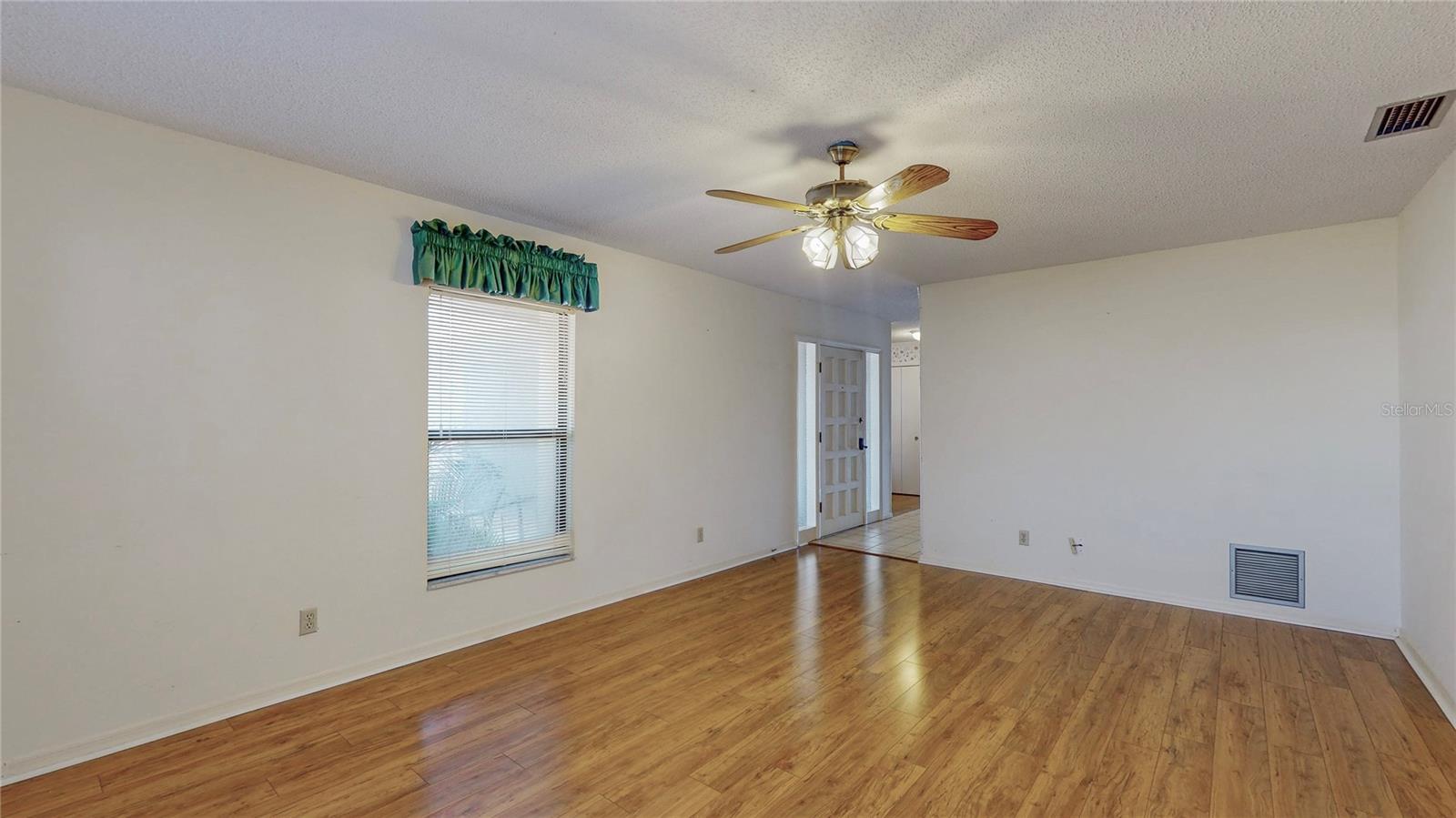 EUSTIS HERMOSA SHORES - Residential