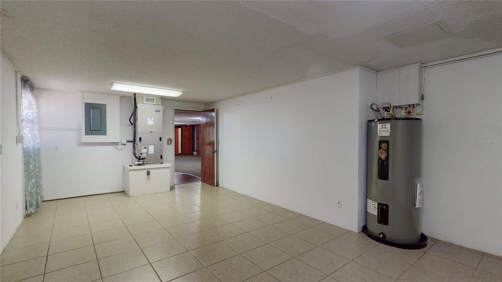 EUSTIS HERMOSA SHORES - Residential