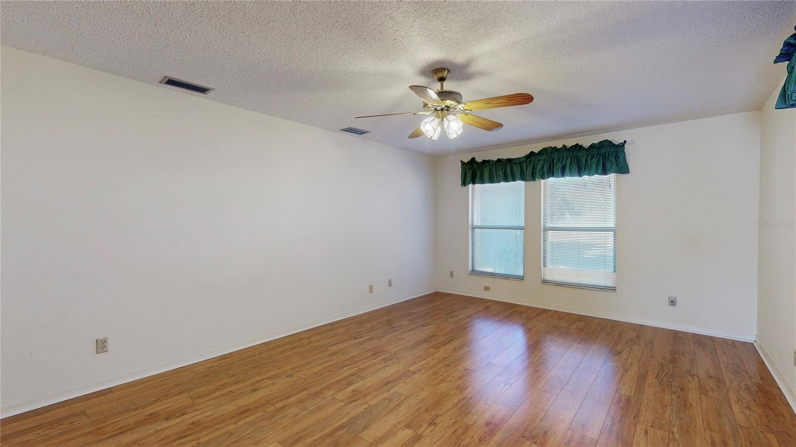 EUSTIS HERMOSA SHORES - Residential