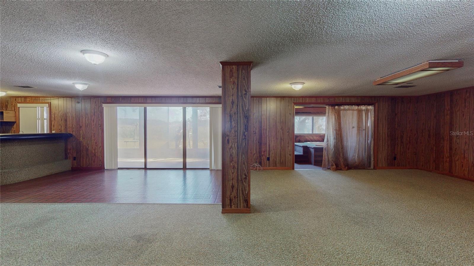 EUSTIS HERMOSA SHORES - Residential