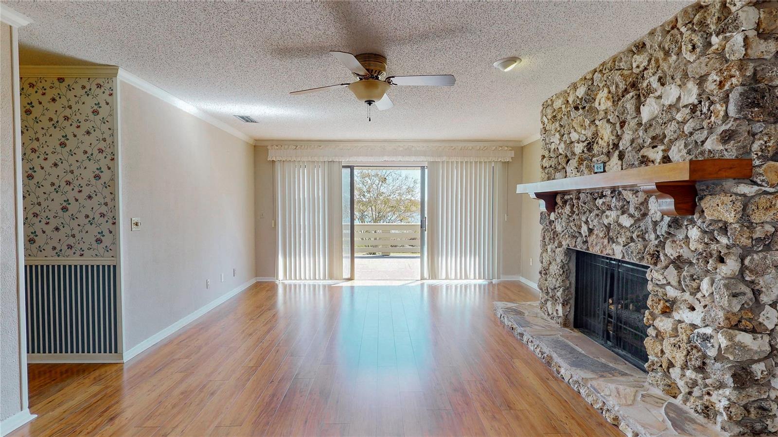 EUSTIS HERMOSA SHORES - Residential