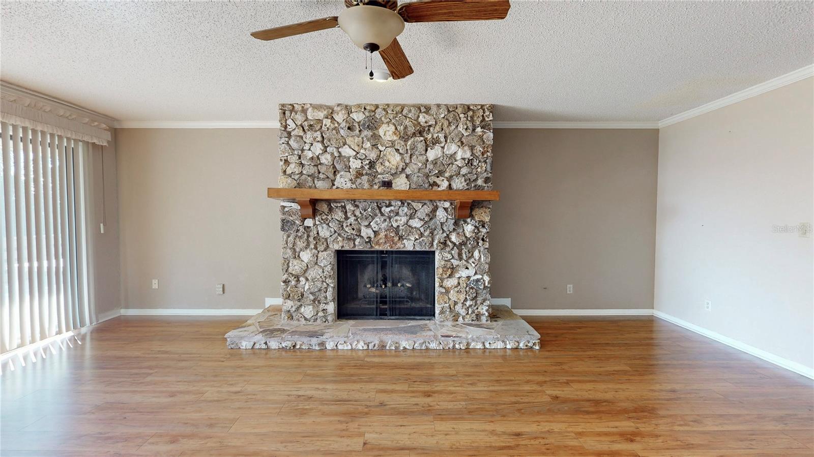 EUSTIS HERMOSA SHORES - Residential