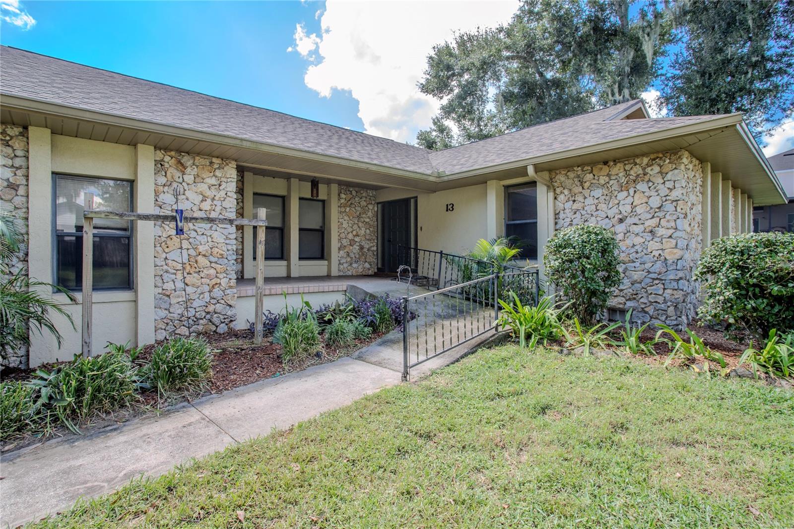 13 HERMOSA DRIVE
