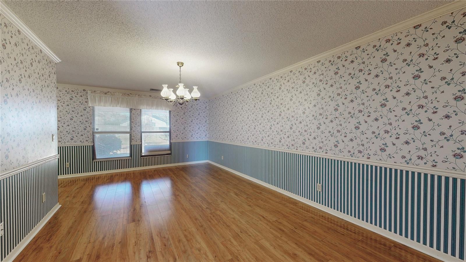 EUSTIS HERMOSA SHORES - Residential