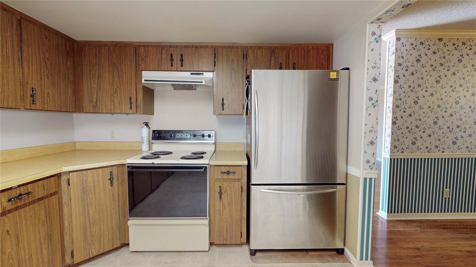 EUSTIS HERMOSA SHORES - Residential