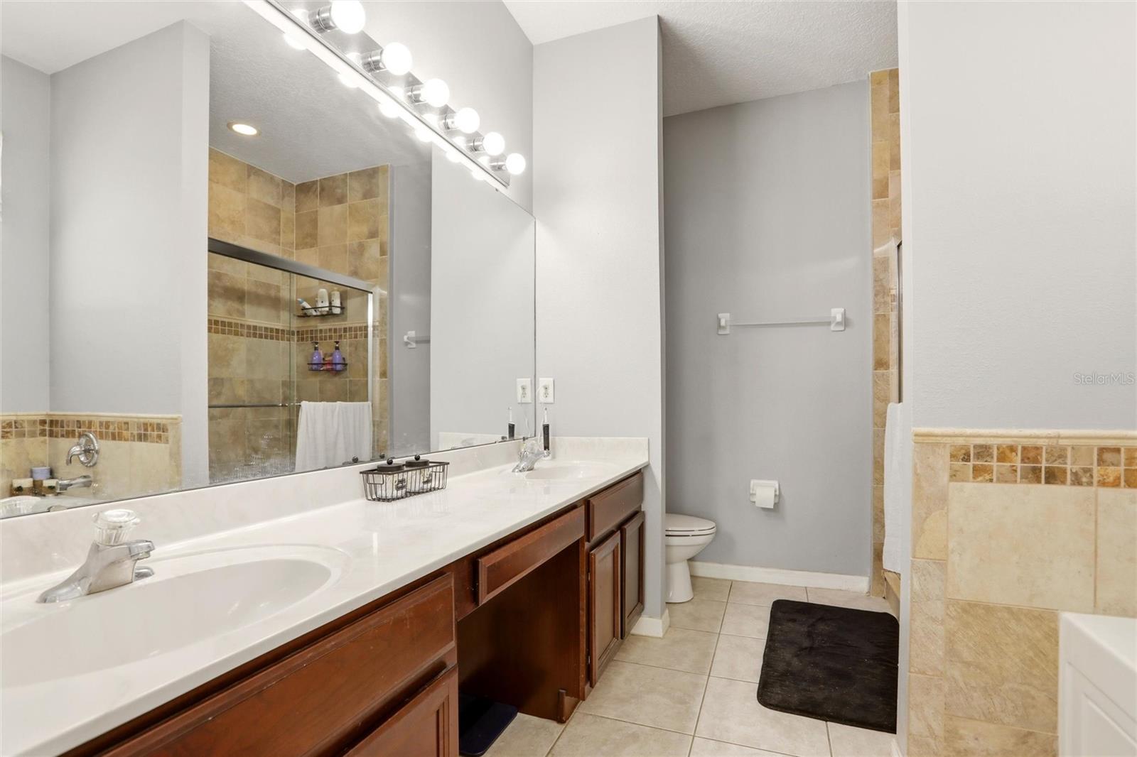 PARKSIDE AT ERROL ESTATES - Residential