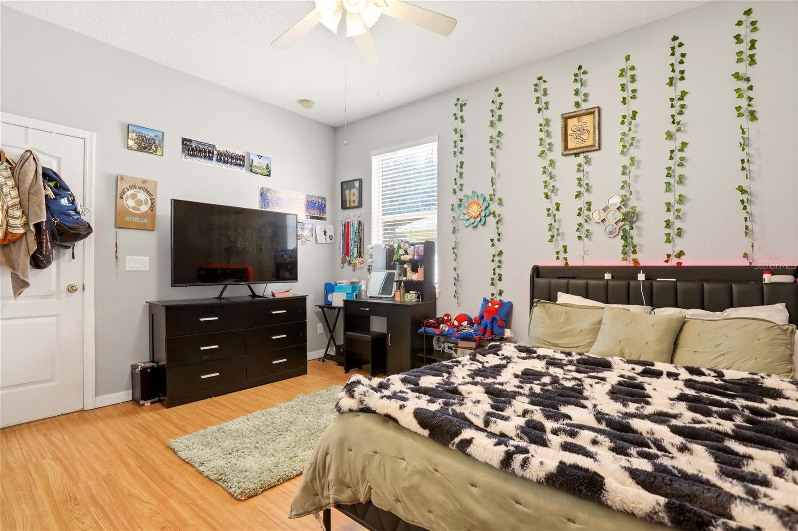 PARKSIDE AT ERROL ESTATES - Residential