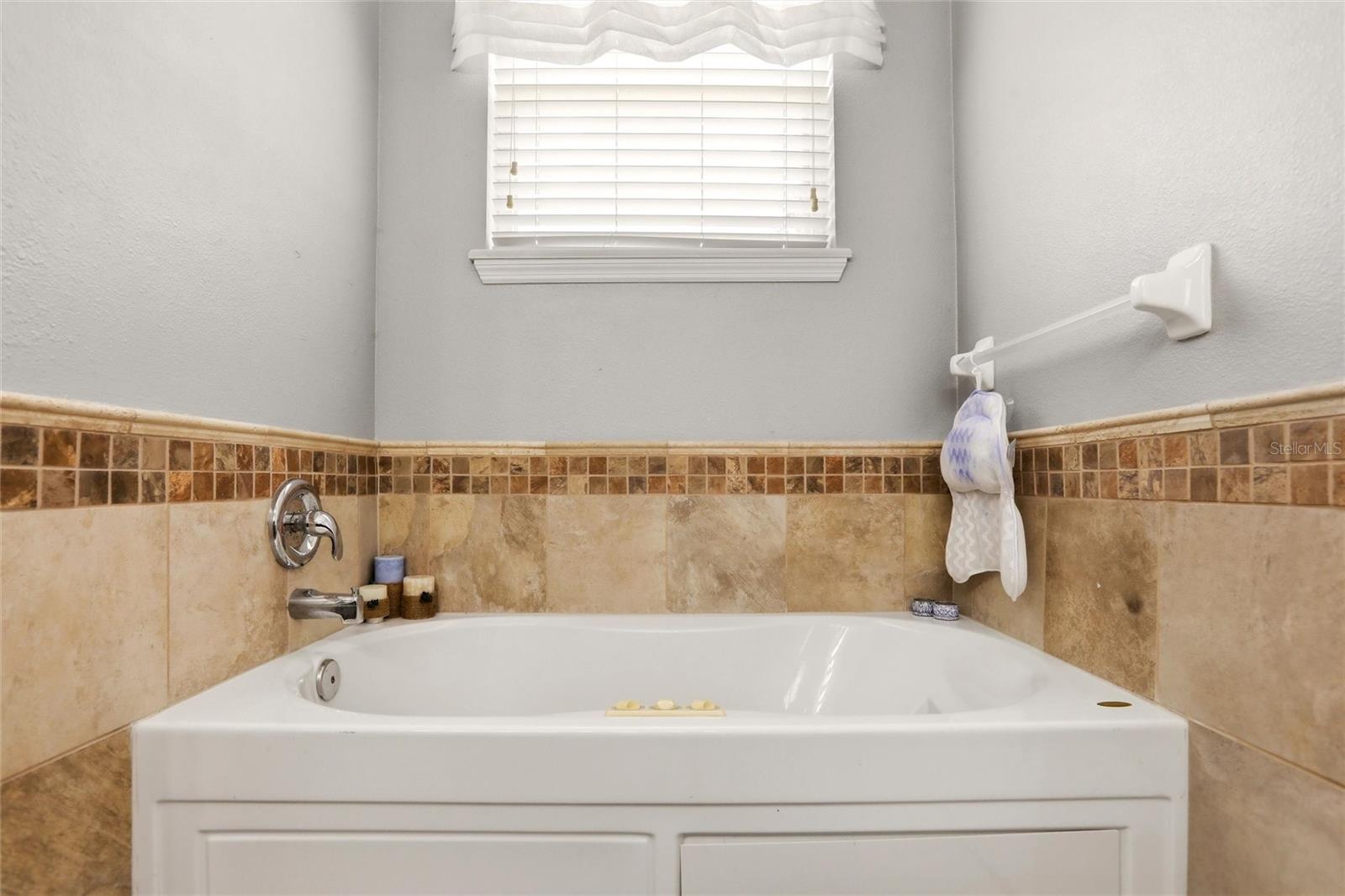 PARKSIDE AT ERROL ESTATES - Residential
