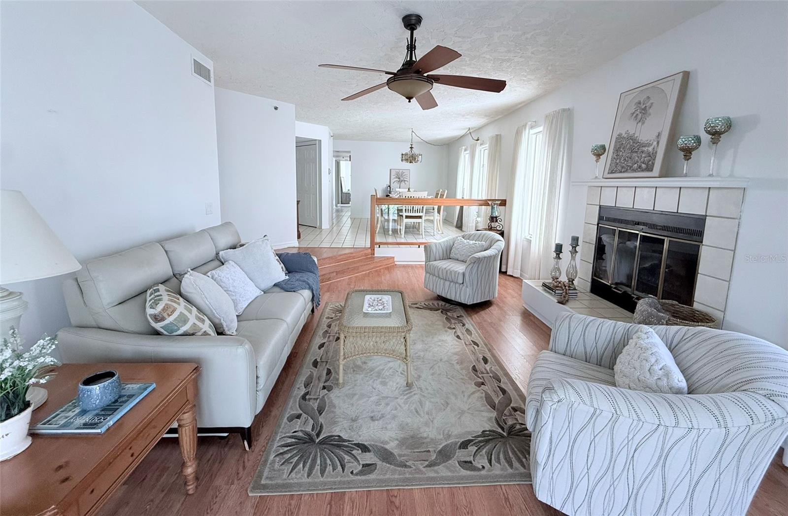 TIDY ISLAND PH III - Residential