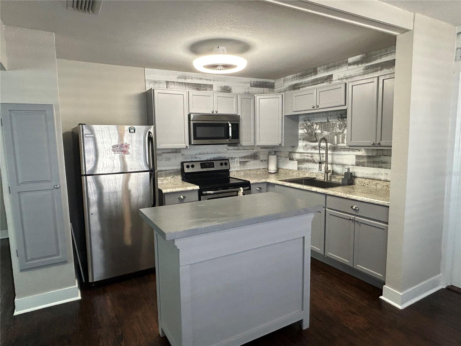 ORANGE GROVE PARK - Residential