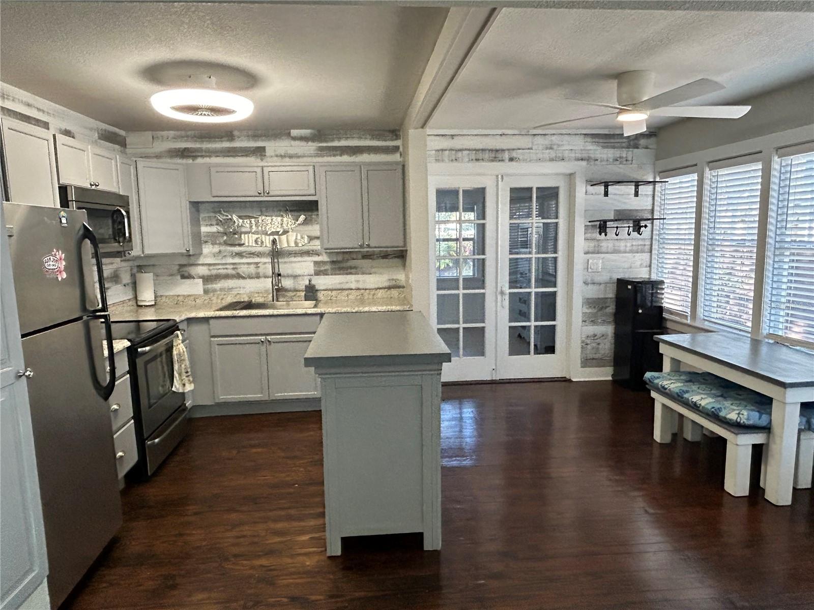 ORANGE GROVE PARK - Residential