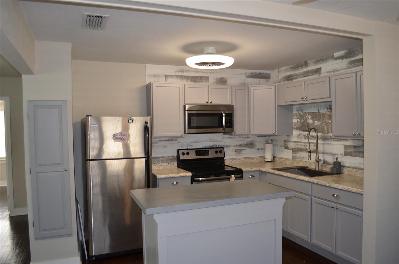 ORANGE GROVE PARK - Residential