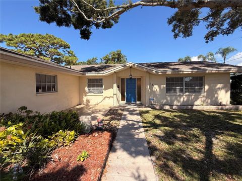 Photo of 13397 86th Avenue, Seminole, FL 33776 (MLS # TB8440345)