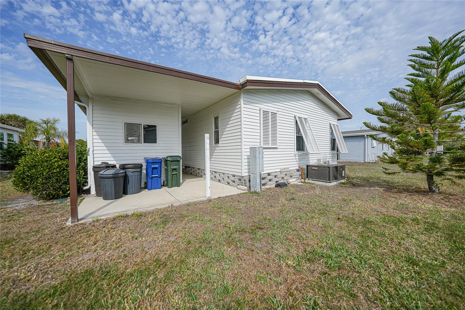 HARBOR COVE - Residential