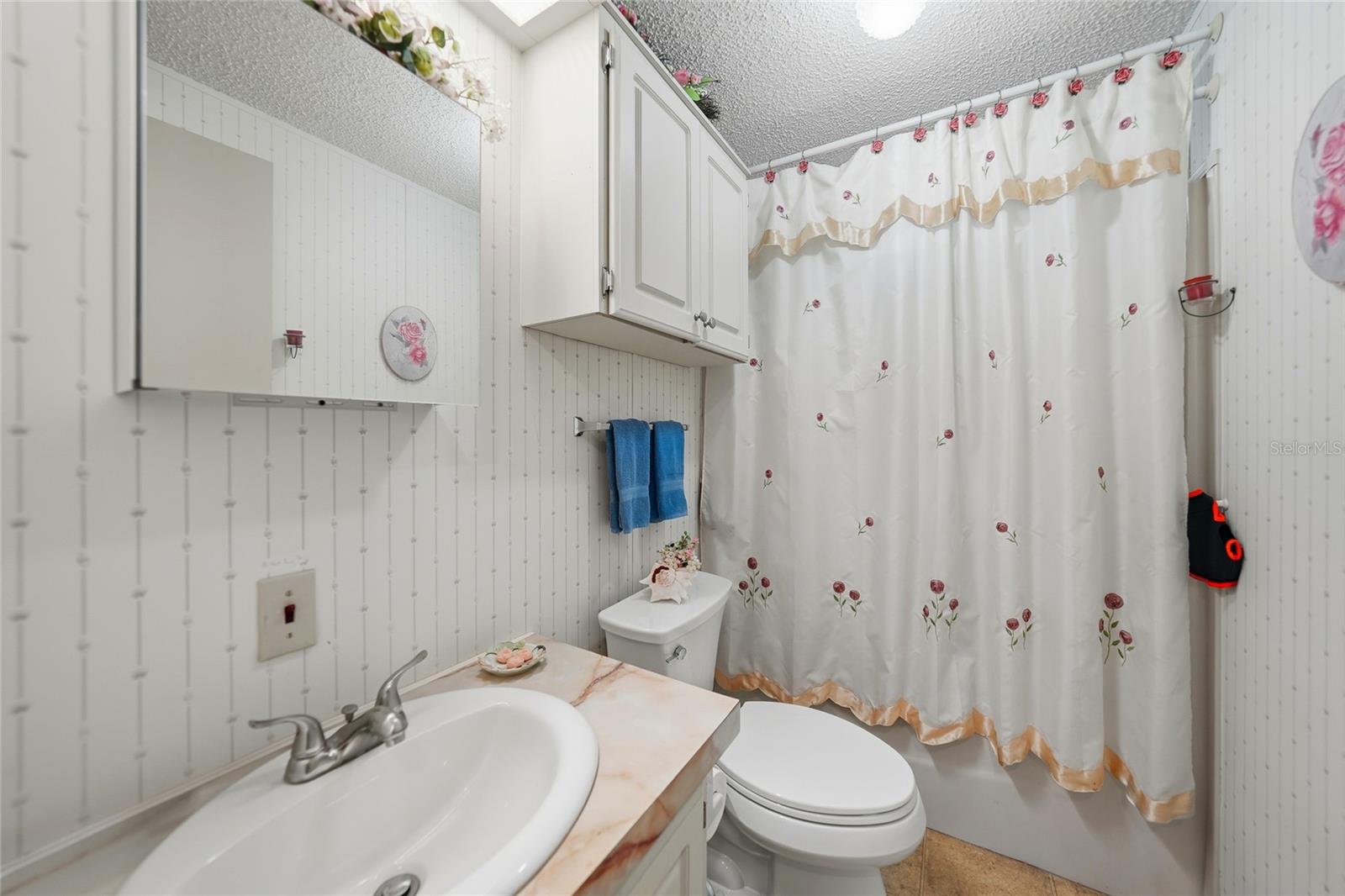 HARBOR COVE - Residential