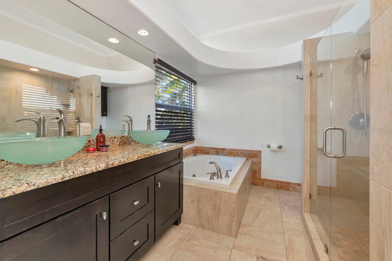 SARASOTA BEACH - Residential