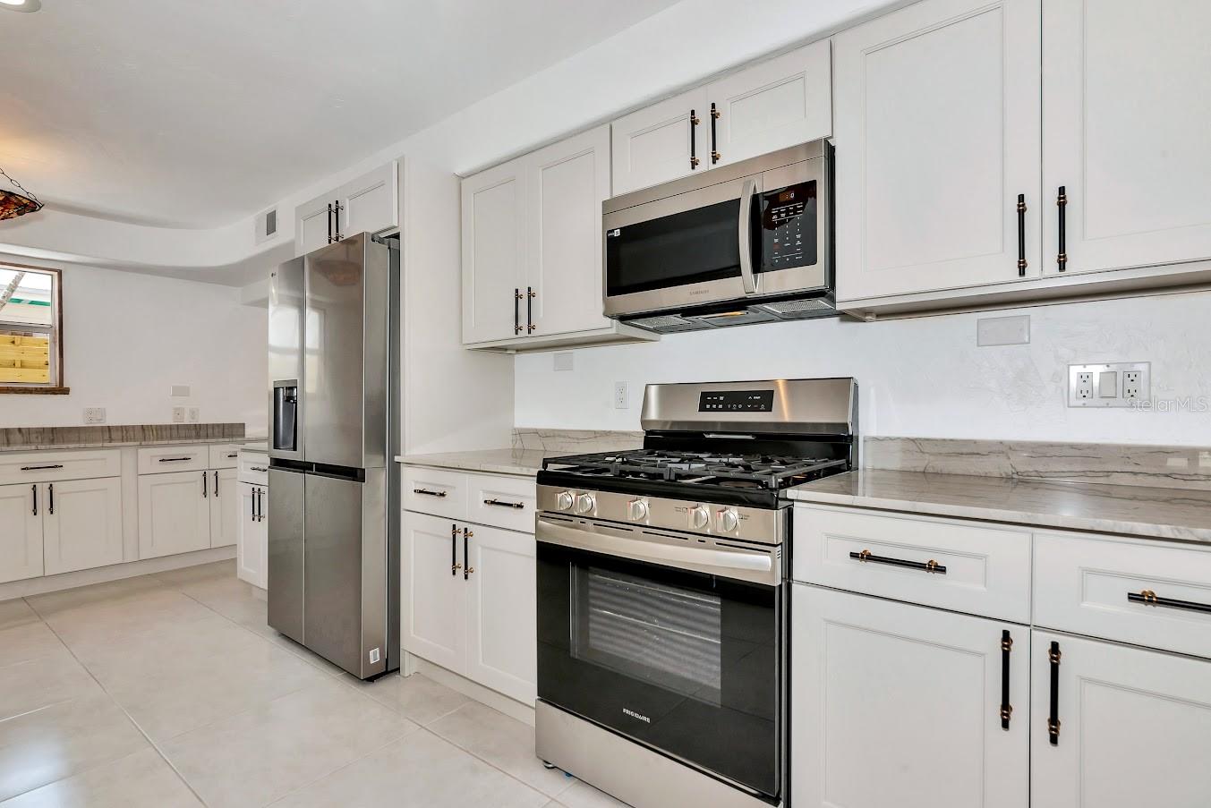 SARASOTA BEACH - Residential