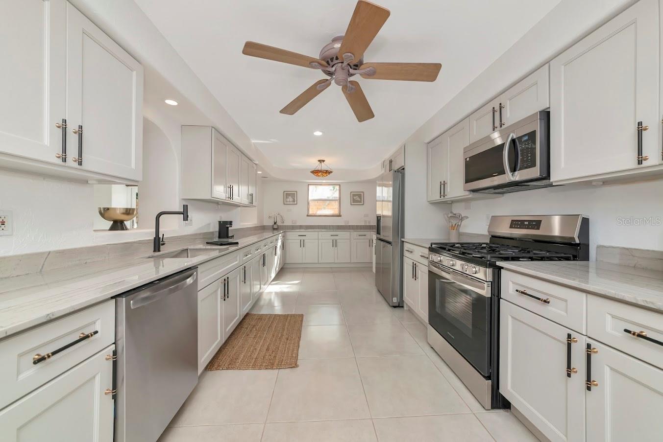 SARASOTA BEACH - Residential