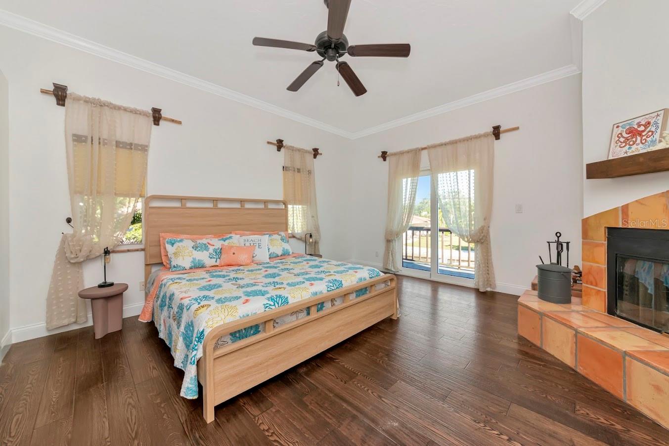 SARASOTA BEACH - Residential