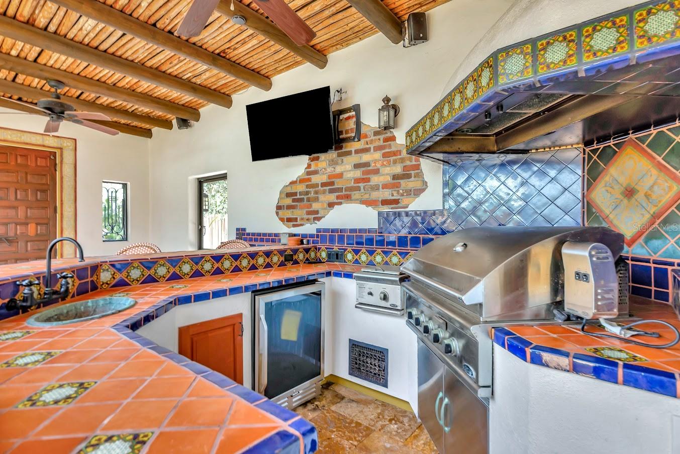 SARASOTA BEACH - Residential