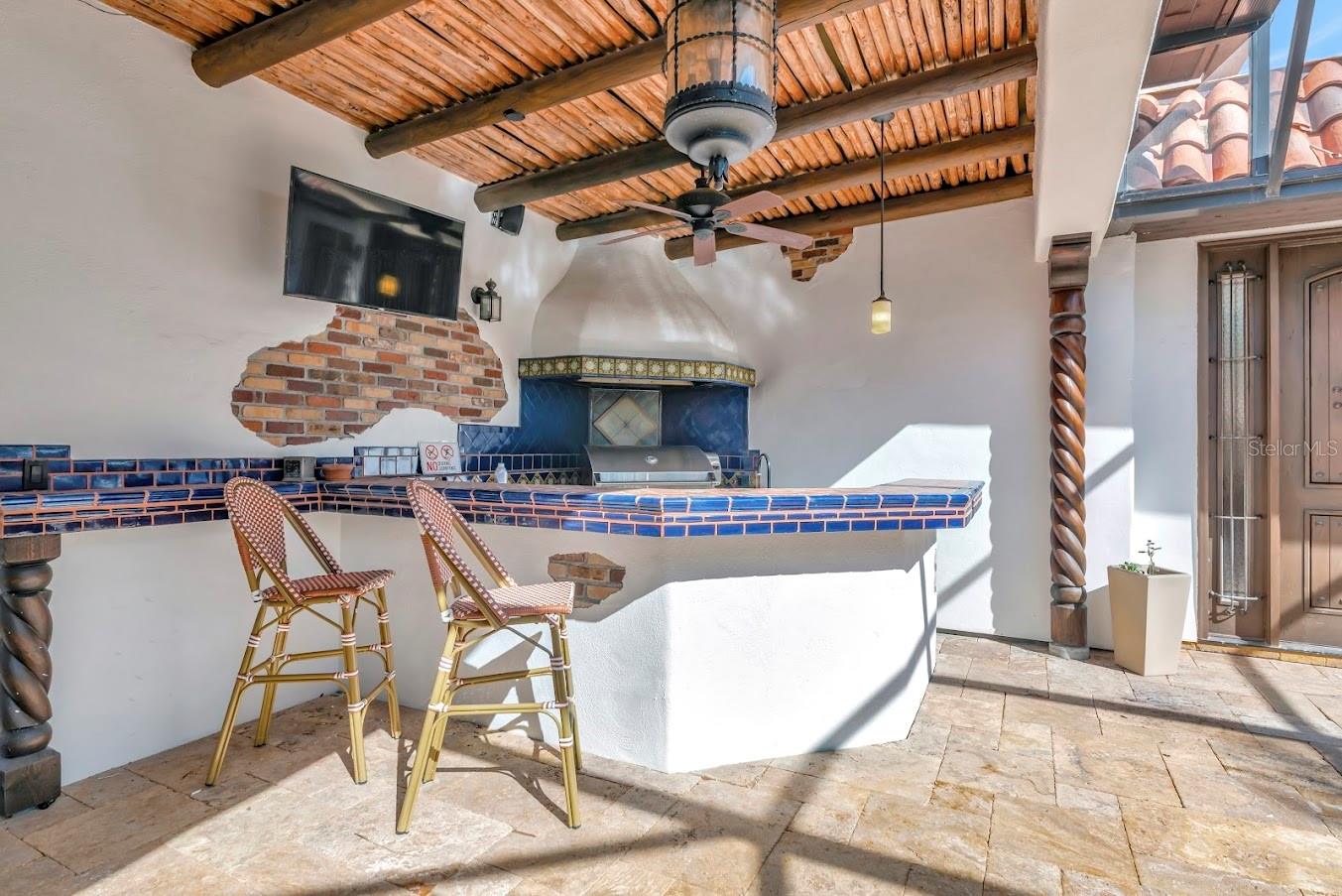 SARASOTA BEACH - Residential