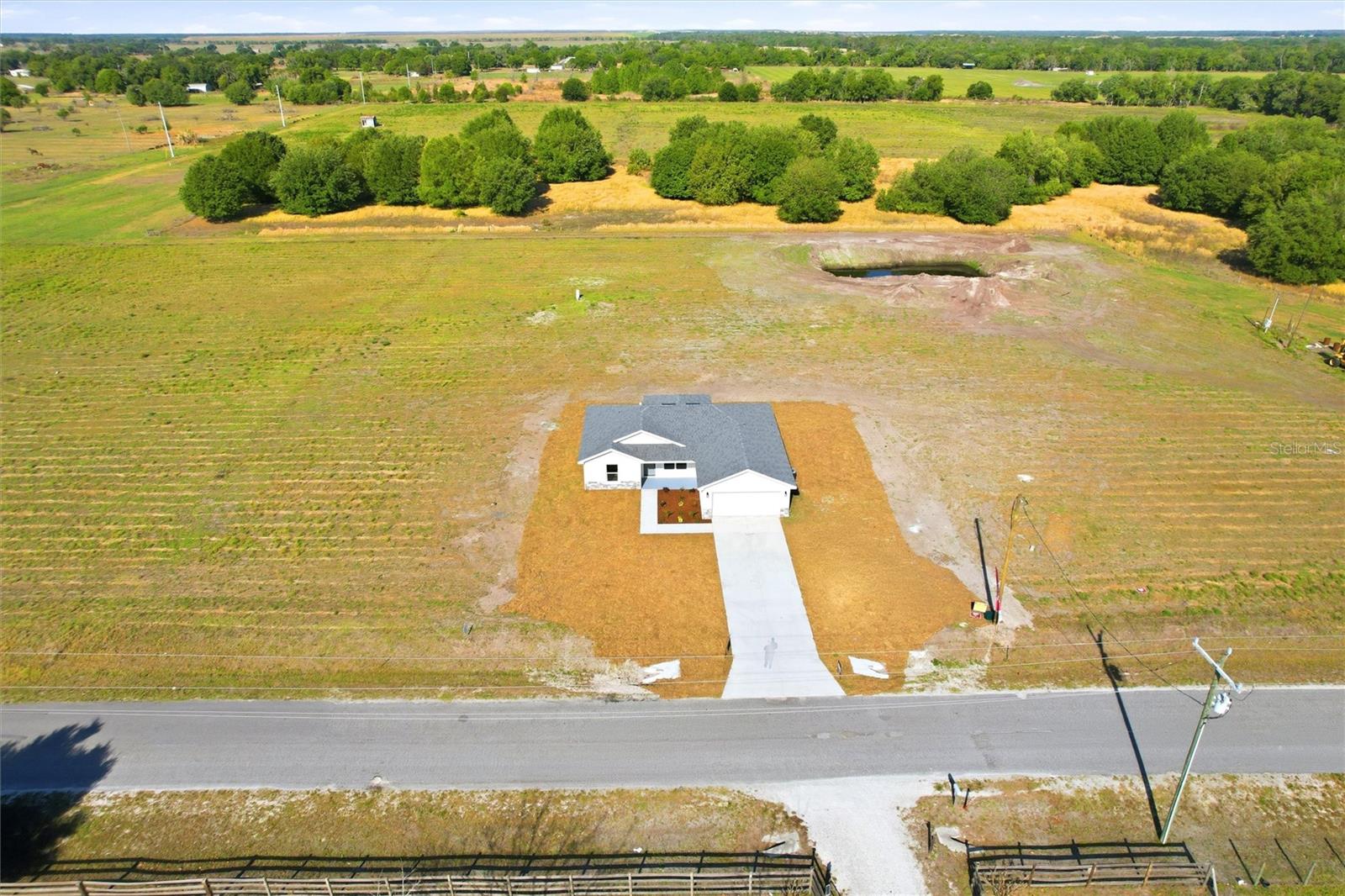 THOMPSON ESTATES - Residential