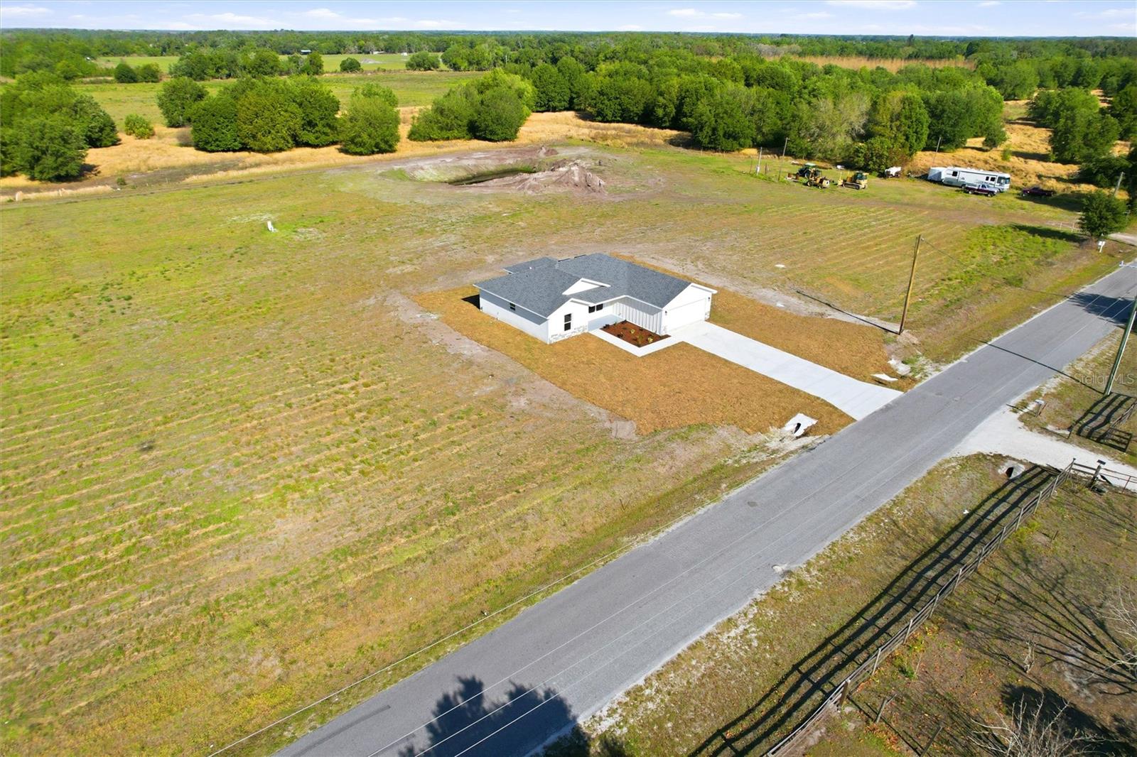 THOMPSON ESTATES - Residential