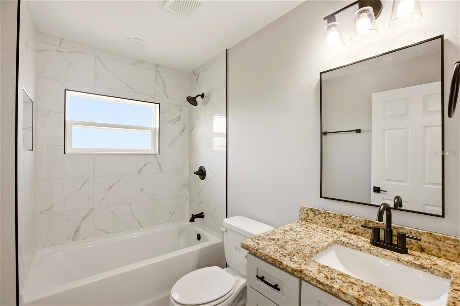 THOMPSON ESTATES - Residential