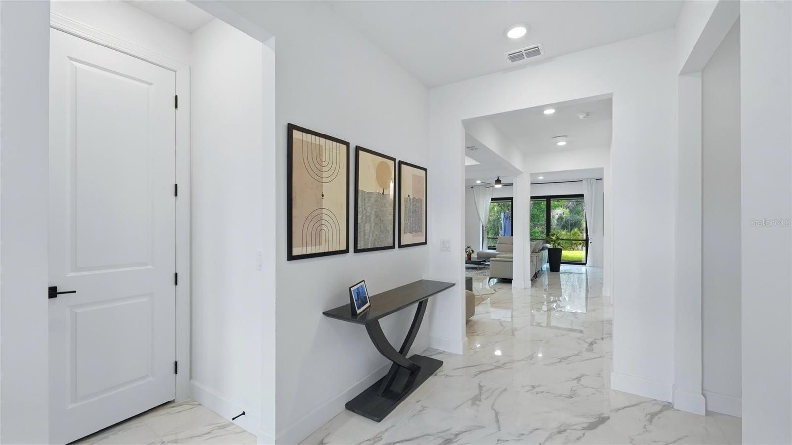 SAPPHIRE POINT PH IIIA - Residential