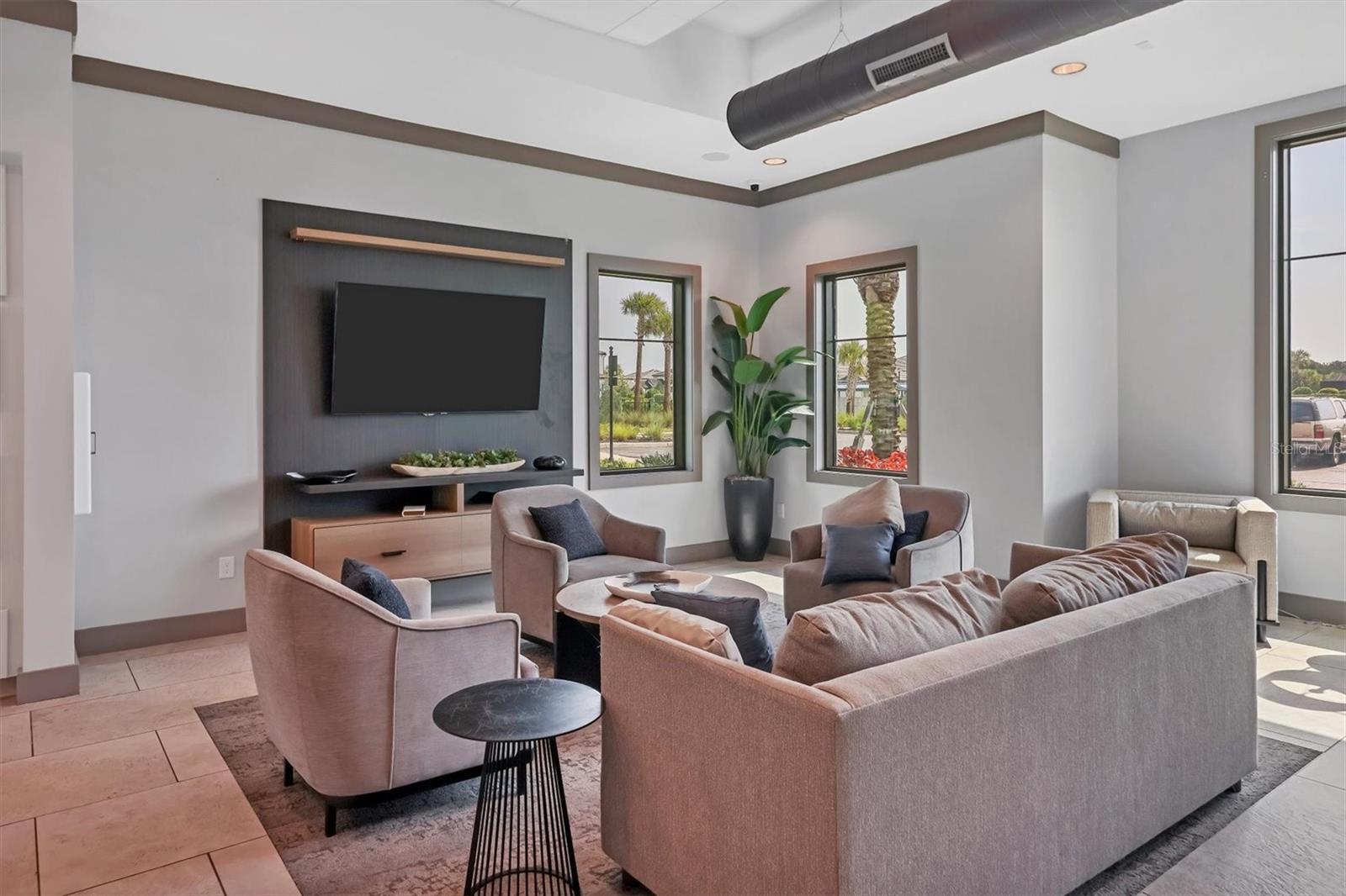 SAPPHIRE POINT PH IIIA - Residential