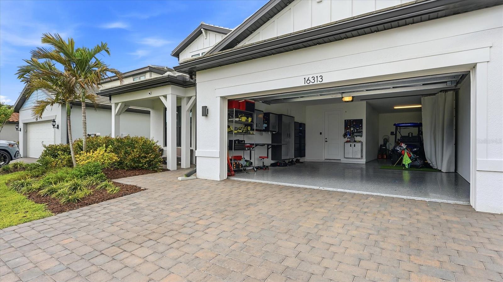 SAPPHIRE POINT PH IIIA - Residential