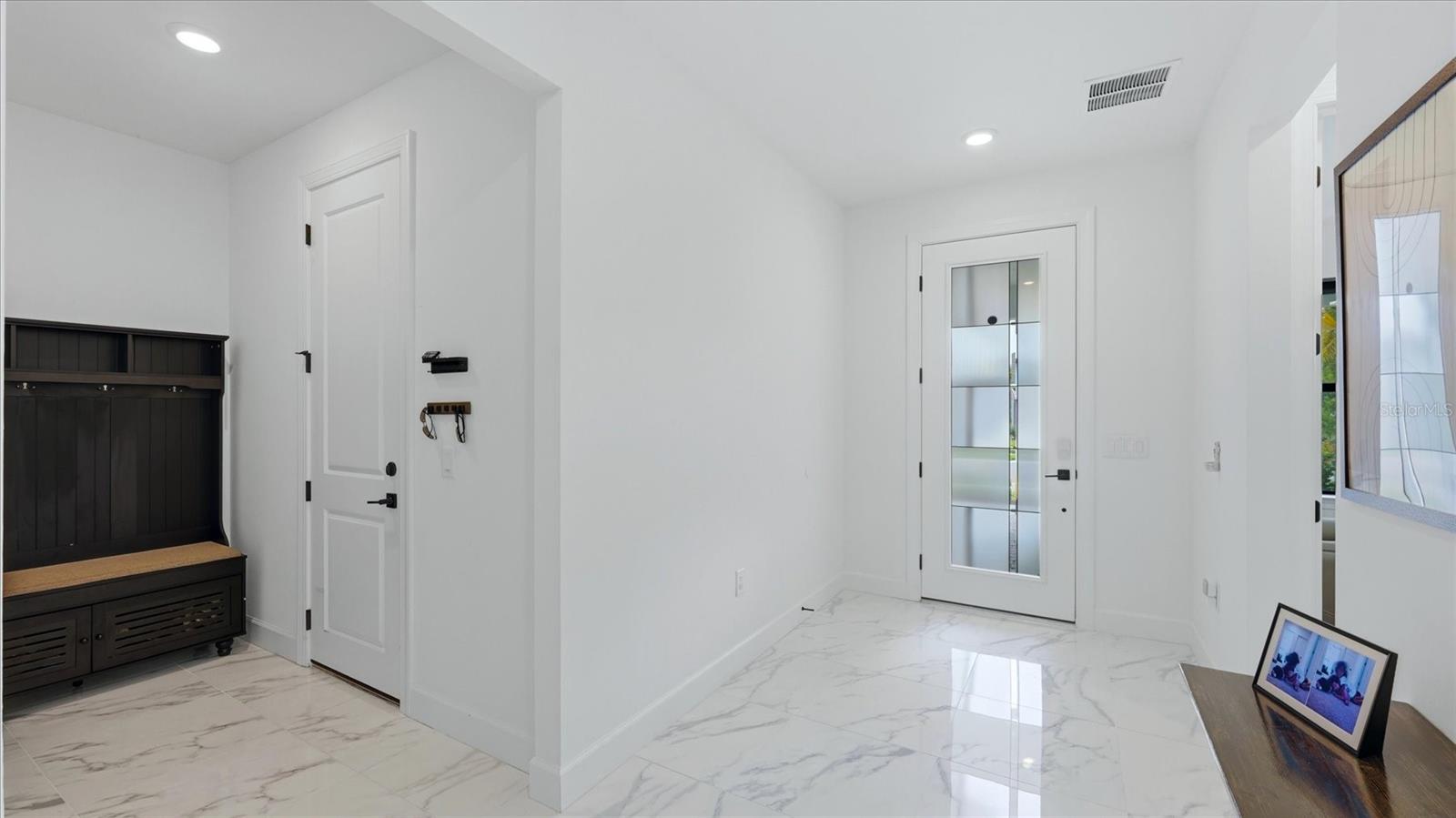 SAPPHIRE POINT PH IIIA - Residential