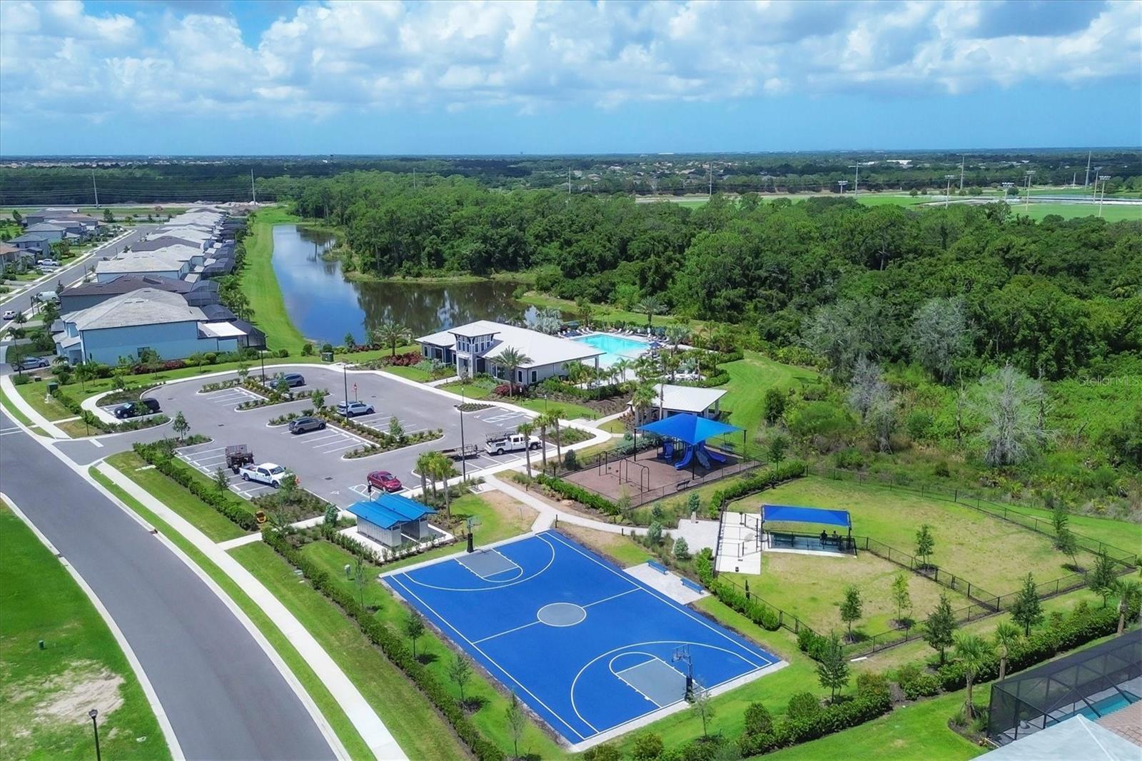 SAPPHIRE POINT PH IIIA - Residential